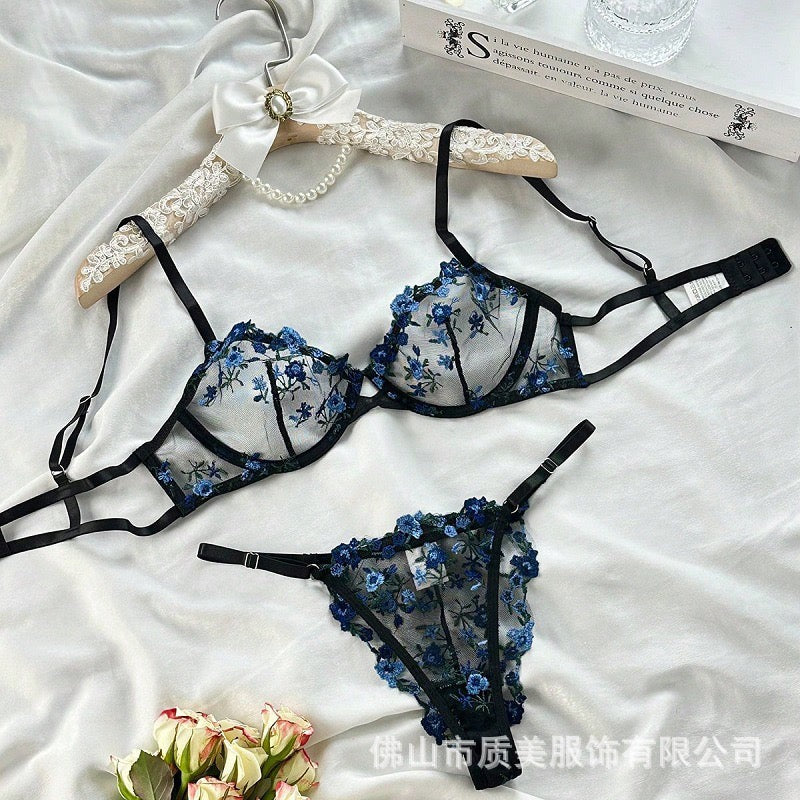2025 nueva ropa interior divertida bordada Sexy Conjunto de sujetador estampado para mujer